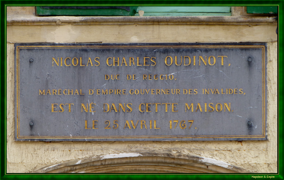 Plaque sur la maison natale de Nicolas Charles Oudinot