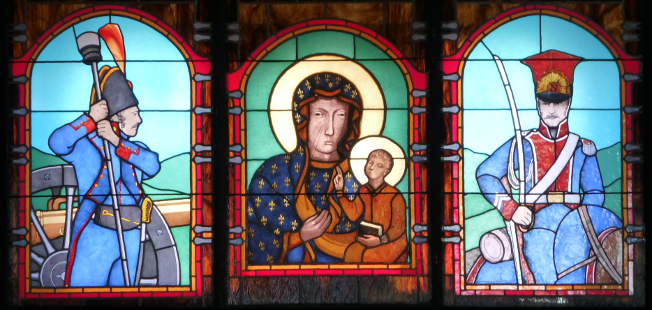 Le vitrail de la chapelle Nuestra Señora de la Soledad à Somosierra