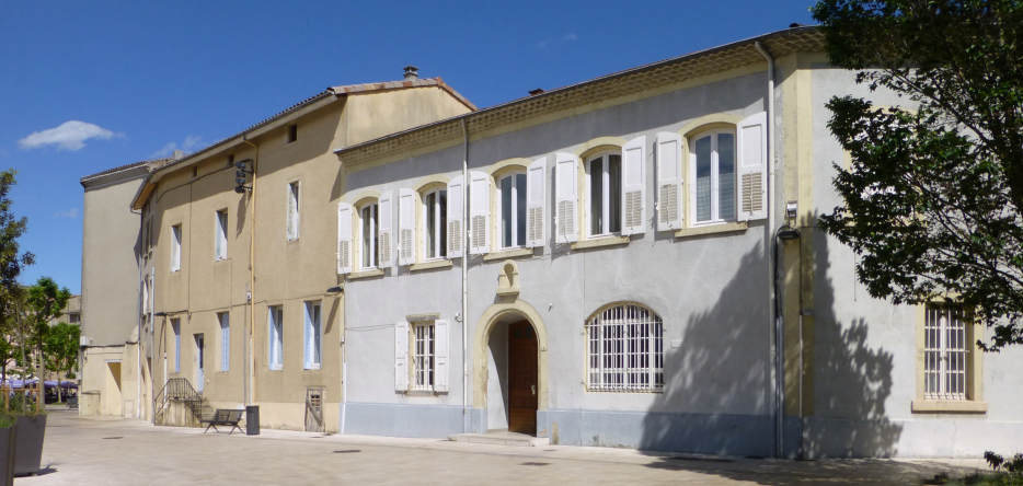 L'ancien poste de garde de la place des Ormeaux à Valence Valence : l'ancien poste de garde de la place des Ormeaux