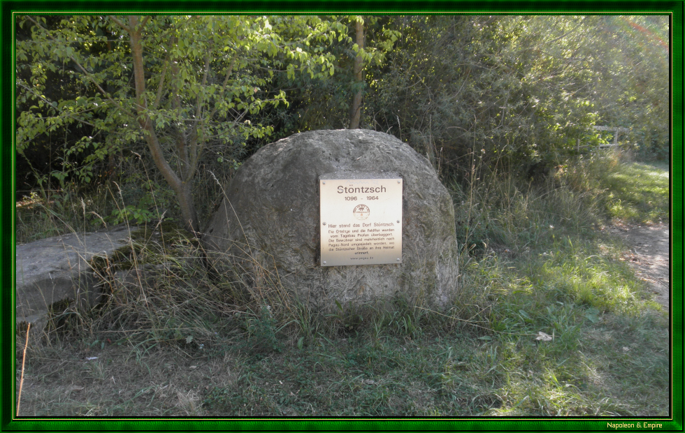 Memorial stone at the location of the village of Stöntzsch