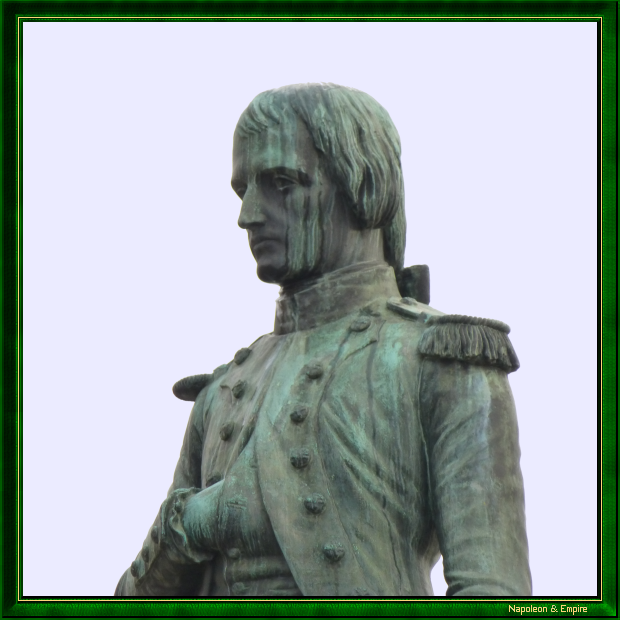 Statue de Napoléon Bonaparte à Auxonne