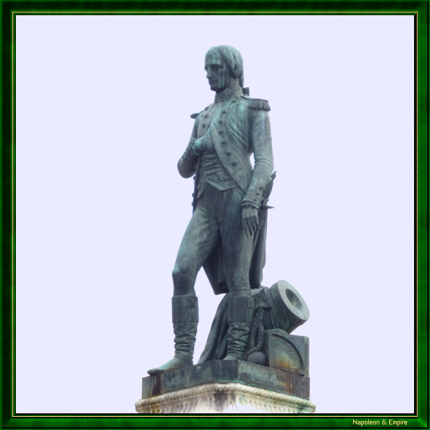 Statue de Napoléon Bonaparte à Auxonne
