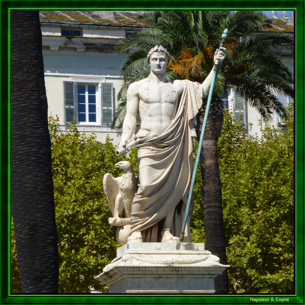 Statue de Napoléon à Bastia