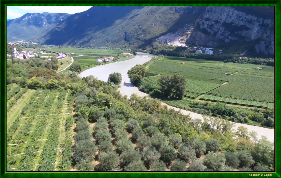 Vue aérienne de l'Adige