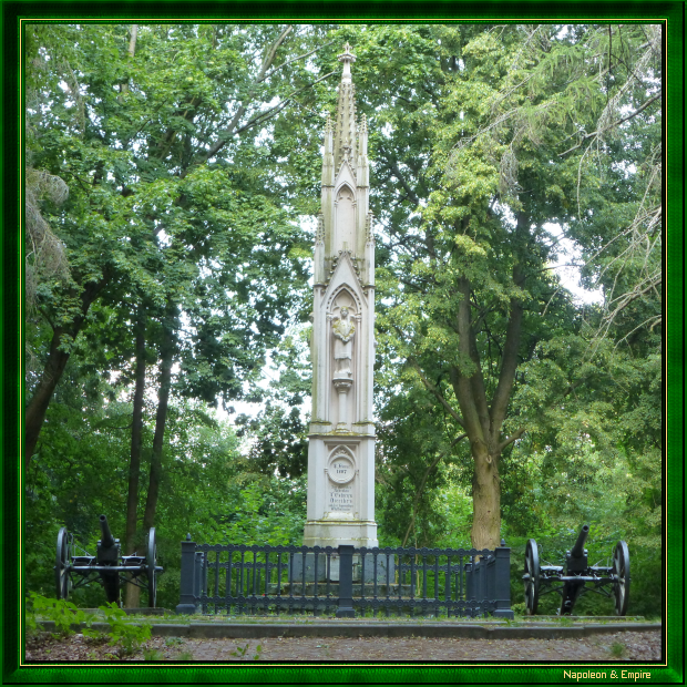 Monument commémoratif prussien à Eylau (vue numéro 1)